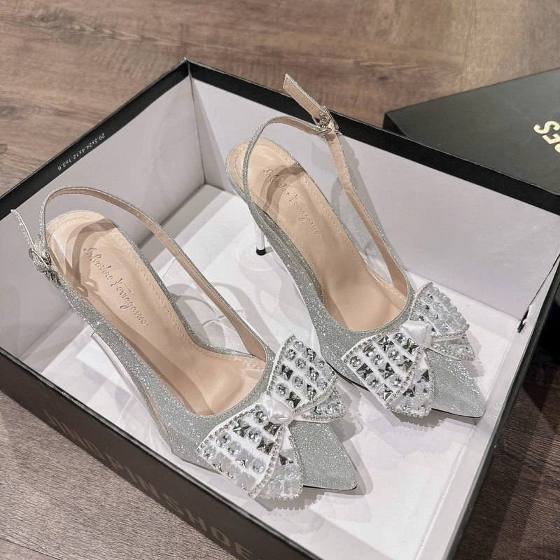 Giày gót nơ đá cực kì