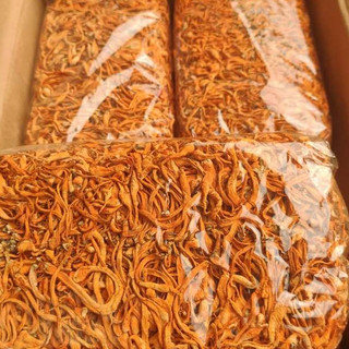50g - đông trùng hạ thảo nấu chè dưỡng nhan