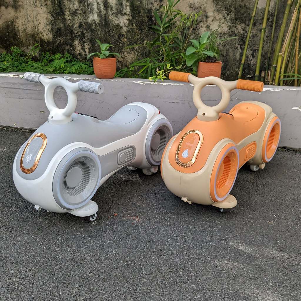 Xe chòi chân cho bé siêu yêu BABY PLAZA BDL-1998 có đèn nhạc