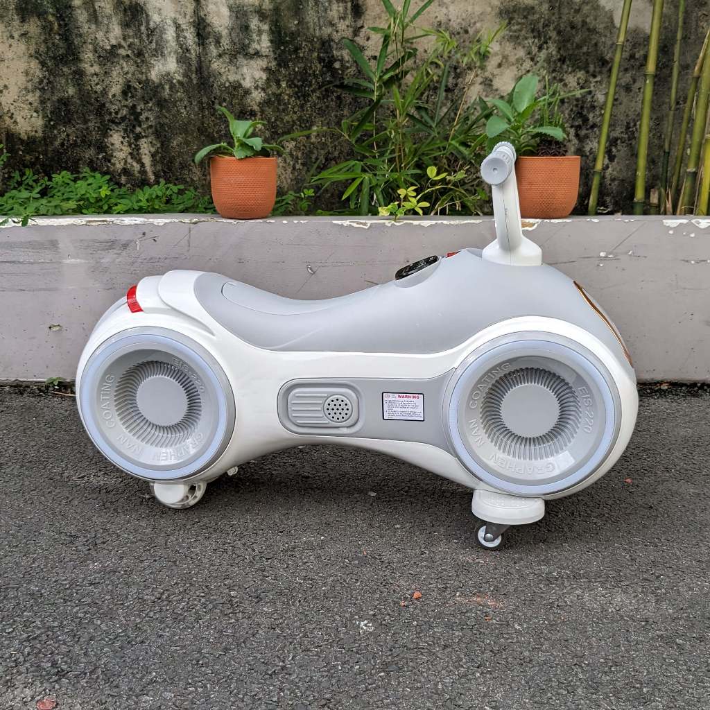 Xe chòi chân cho bé siêu yêu BABY PLAZA BDL-1998 có đèn nhạc