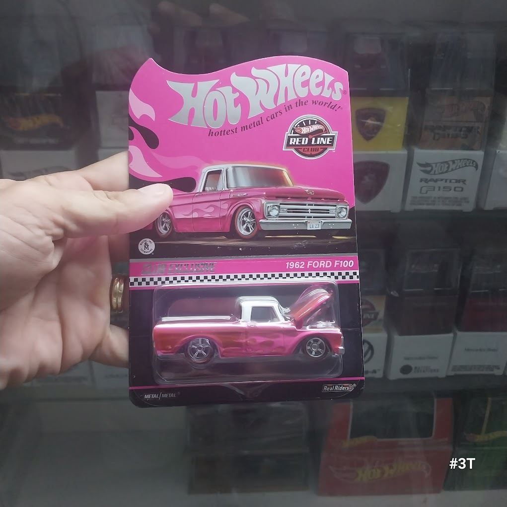 HWCVN RLC Exclusive Pink Edition 1962 Ford F100