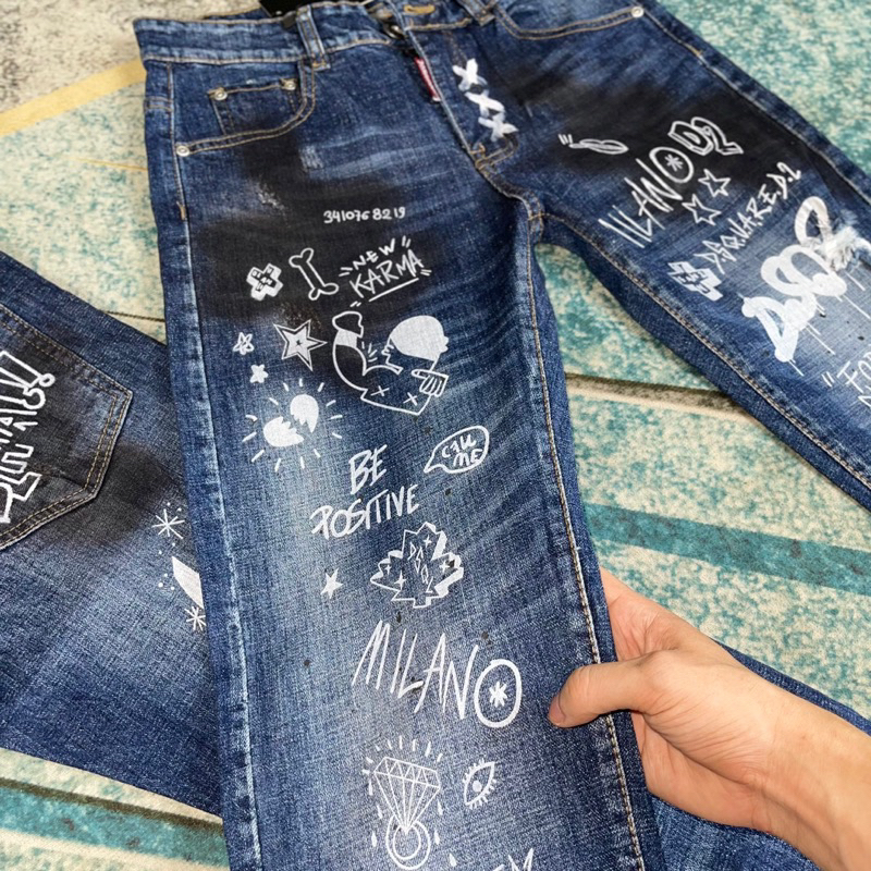Quần jean dsq2 chữ kí,quần bò dsq2 hoạ tiết chữ kí 2 mặt in logo dsq bản đẹp