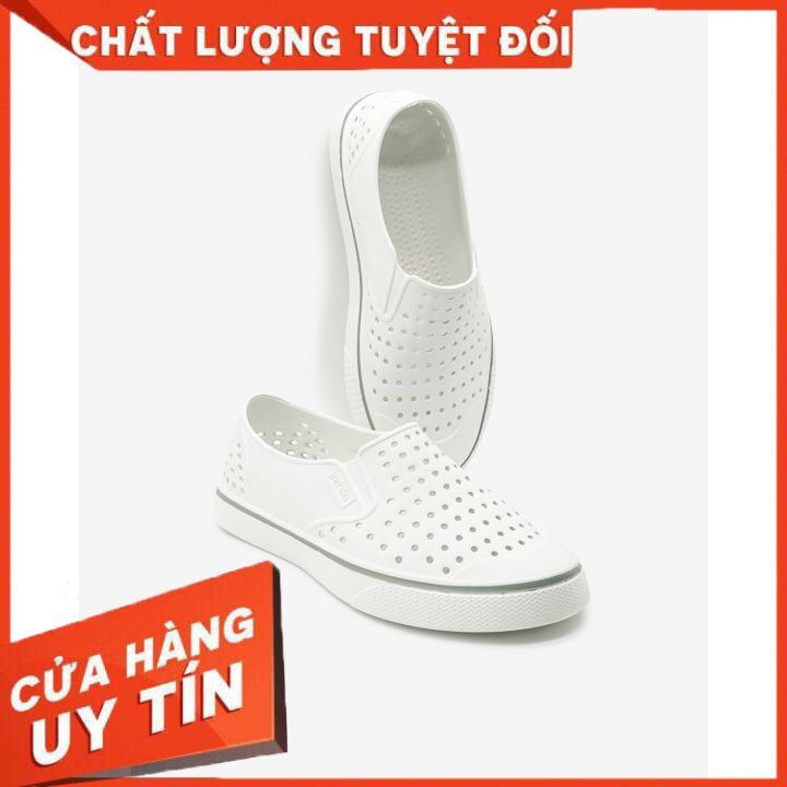 Giày Urban Rain Shoes 2k21 Gray With White Sole BB03135