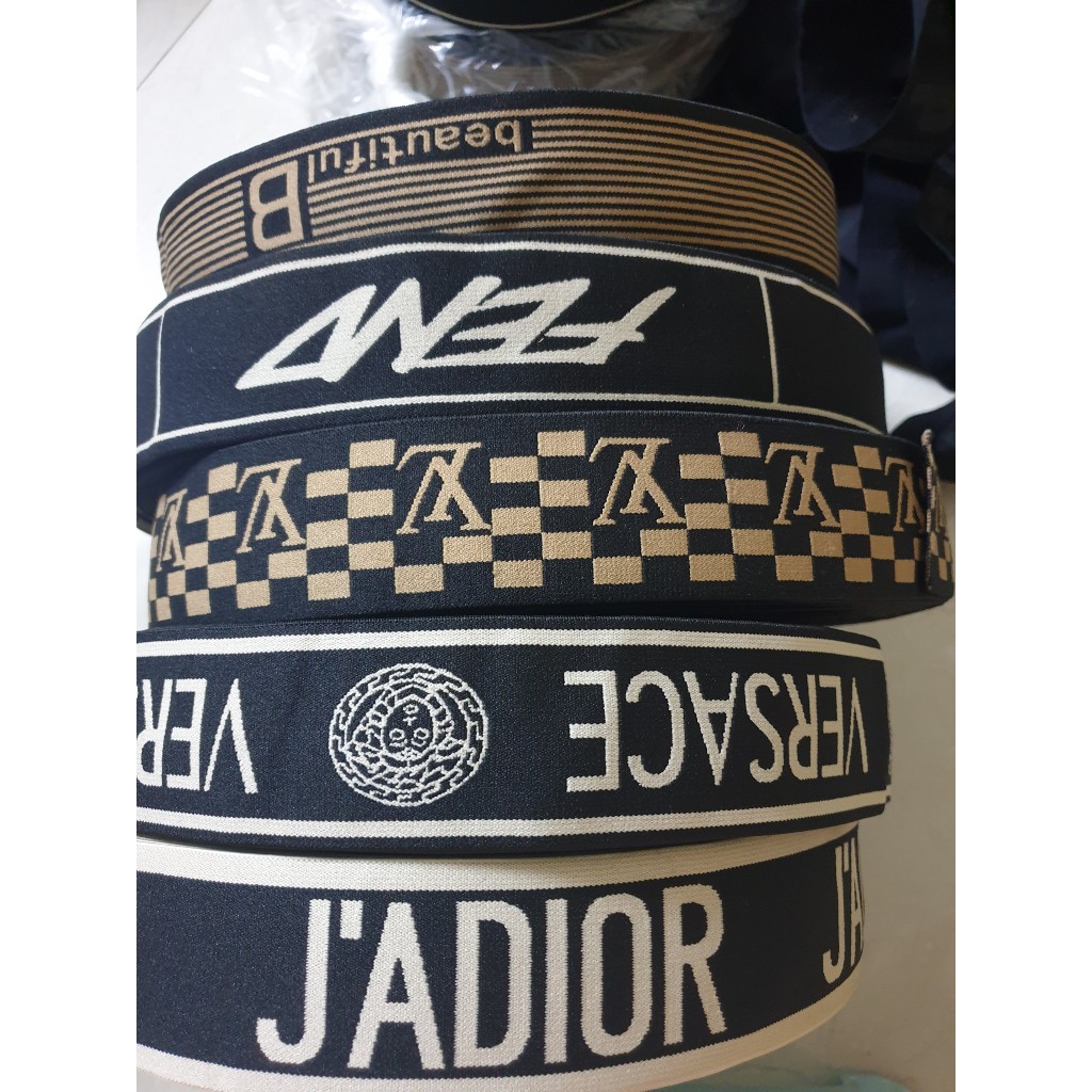 Chun chữ thể thao- giá 1m