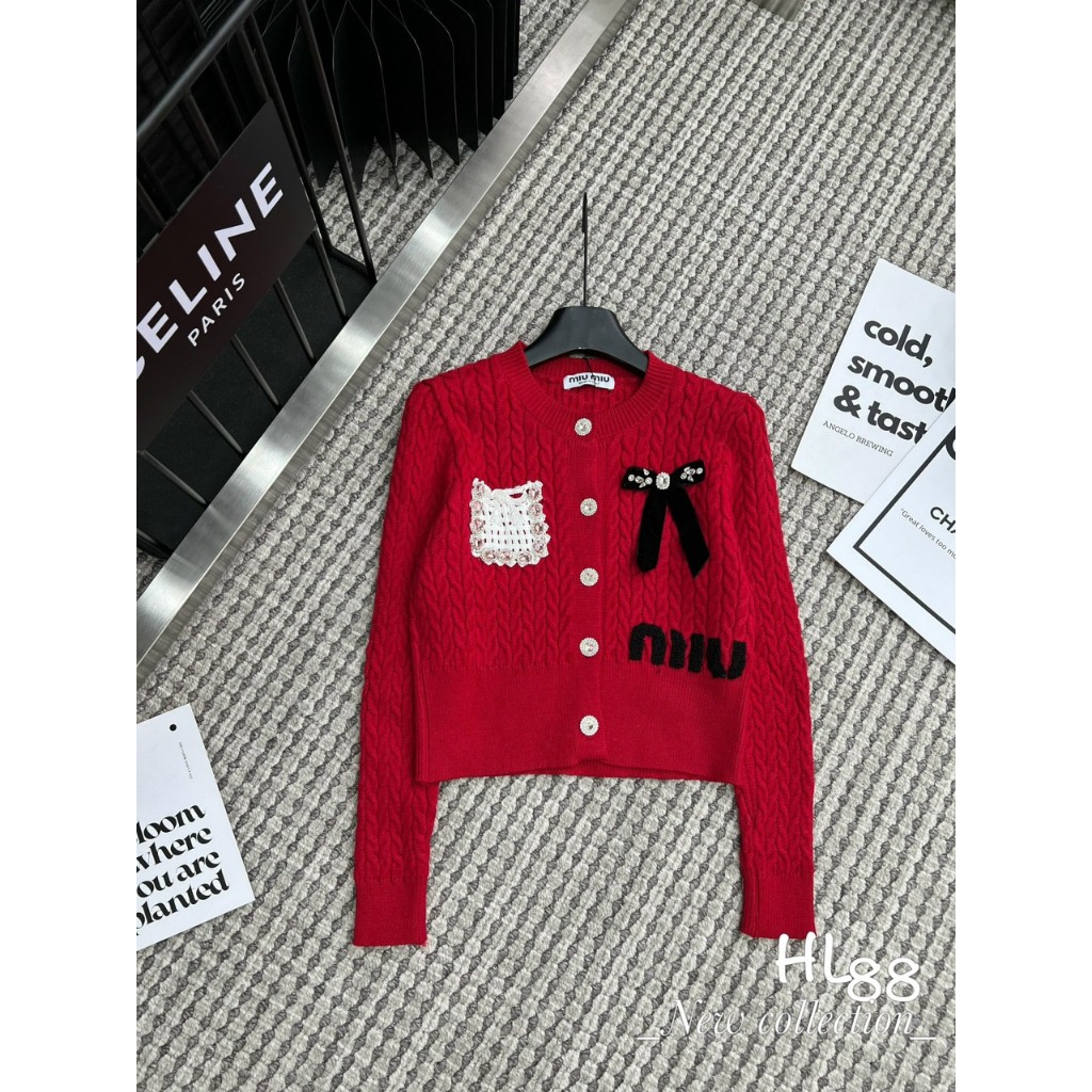 Áo len họa tiết vặn thừng đính nơ túi viền đính đá hàng QCL1