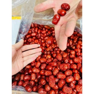 Táo đỏ khô tân cương