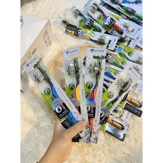 Lẻ 1 Chiếc bàn chải đánh răng than tre Bossi