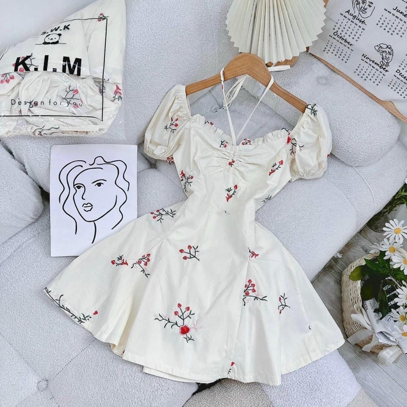 Florence- Đầm xoè tay phồng hoa màu kem