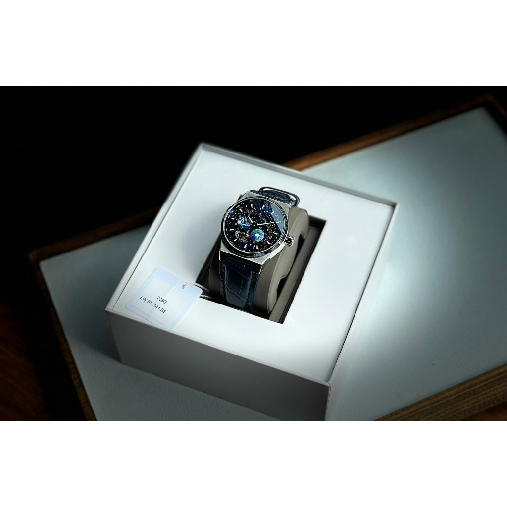 Đồng hồ nam dây da Carnival I&W Earth 708G