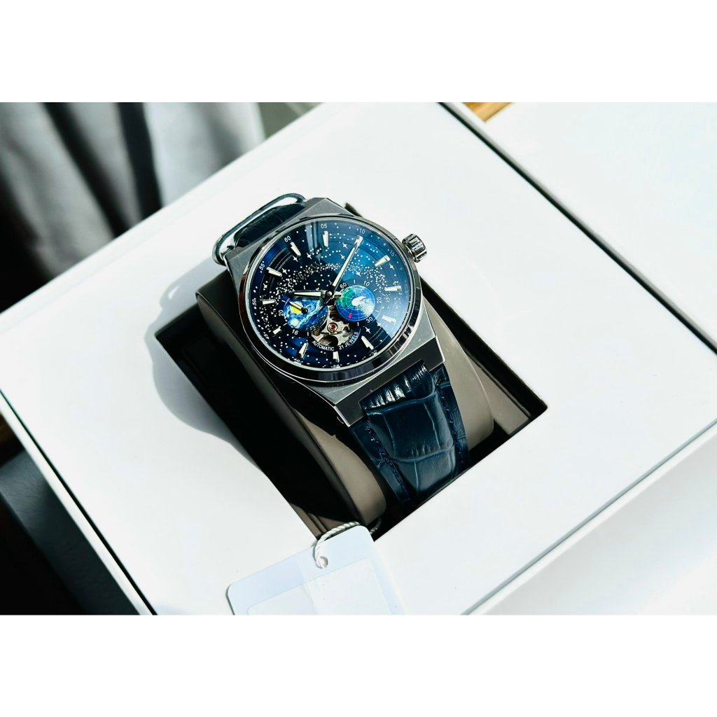 Đồng hồ nam dây da Carnival I&W Earth 708G