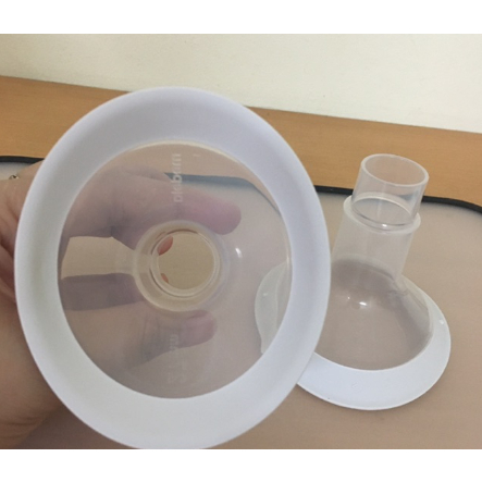 Phễu máy hút sữa medela vành mềm flex