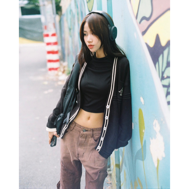 Áo 𝐀𝐓𝐘𝐒® 𝐓𝐖𝐎 𝐁𝐎𝐑𝐃𝐄𝐑𝐒 𝐊𝐍𝐈𝐓 𝐂𝐀𝐑𝐃𝐈𝐆𝐀𝐍