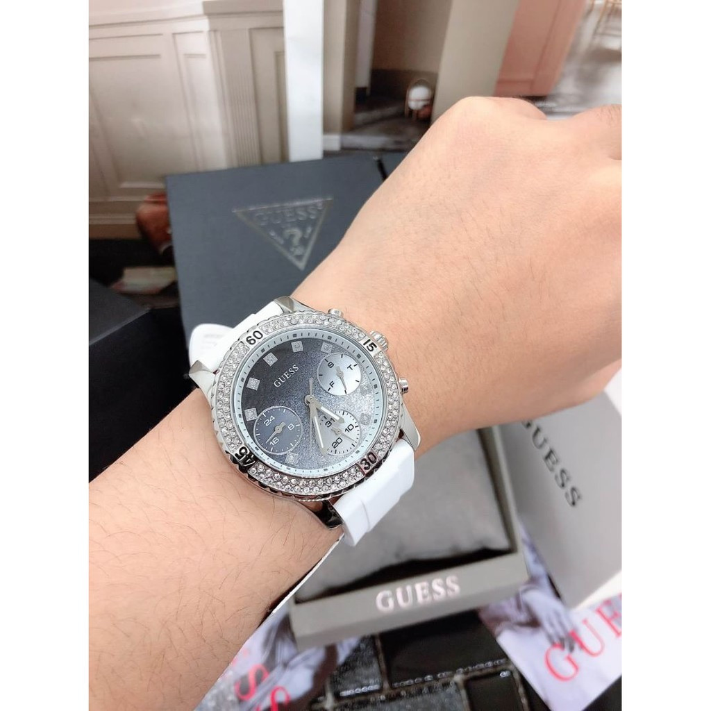 Đồng Hồ Nữ Guess Confetti Nạm Đá W1089L1 W1089L5 Dây Silicone - Size 38mm