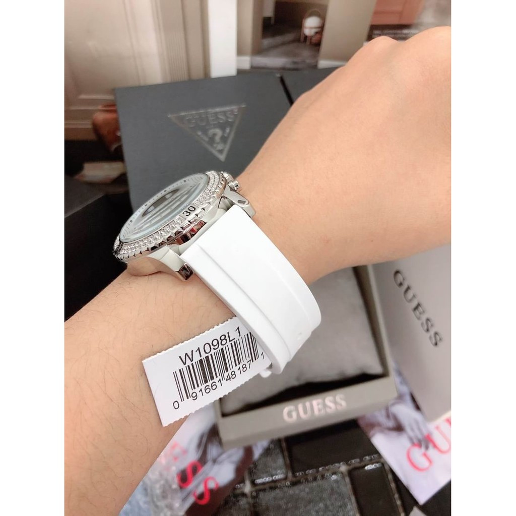 Đồng Hồ Nữ Guess Confetti Nạm Đá W1089L1 W1089L5 Dây Silicone - Size 38mm