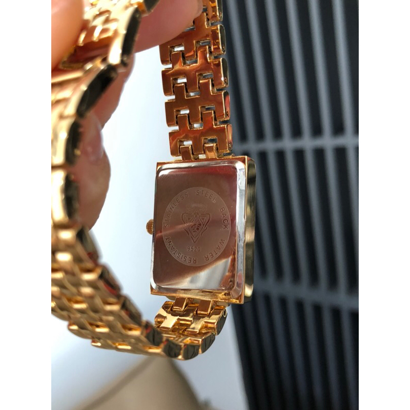 ĐỒNG HỒ NỮ THỜI TRANG