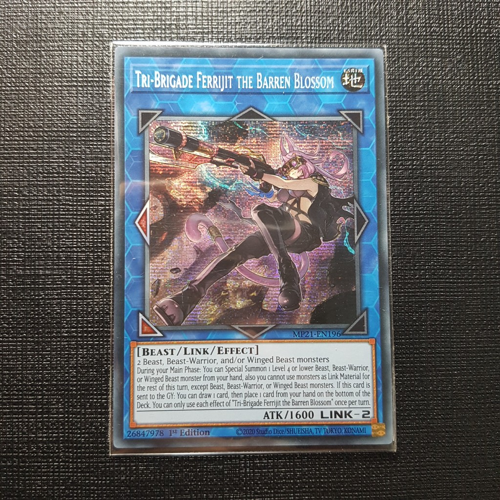 Lá thẻ bài Tri-Brigade Ferrijit the Barren Blossom - MP21-EN196 - Prismatic Secret Rare