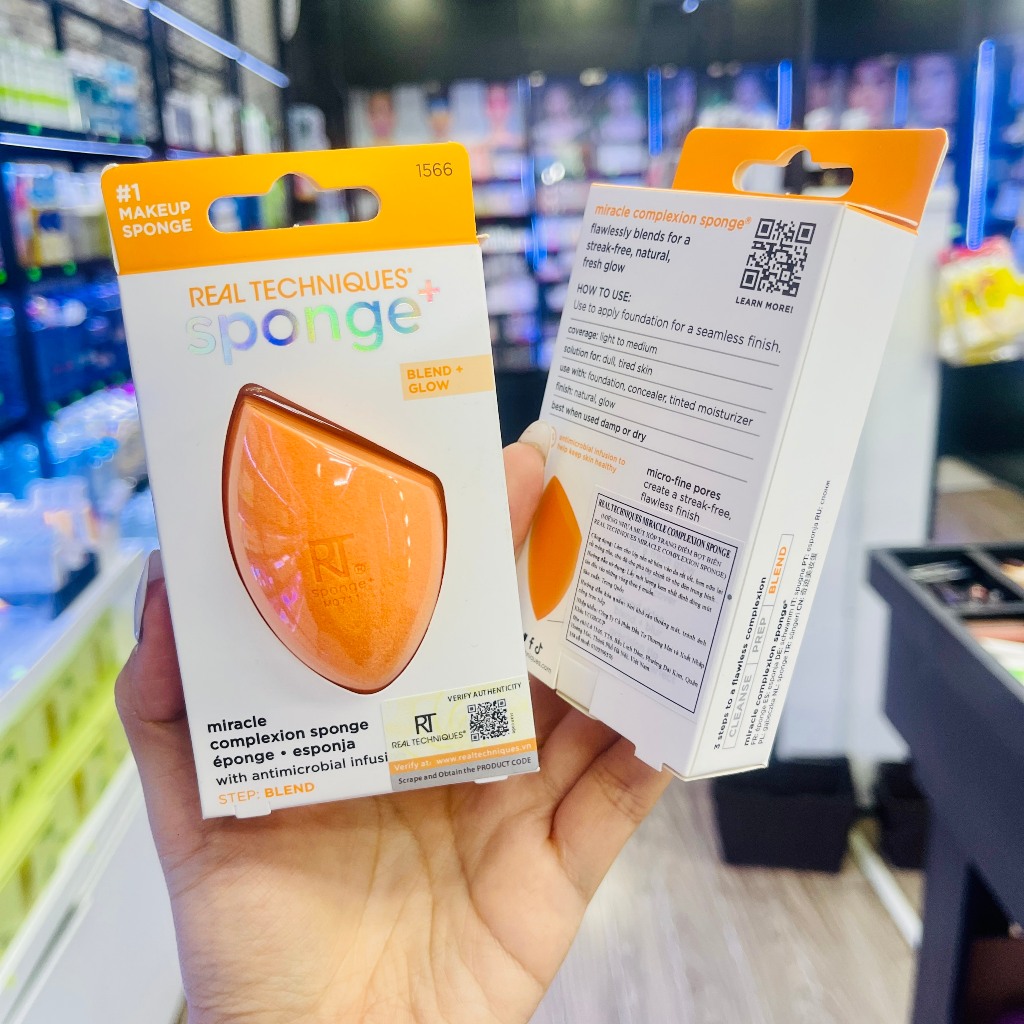 (Chính hãng) Bông Mút Tán Kem Nền REAL TECHNIQUES Miracle Complexion Sponge - Có Tem Phụ
