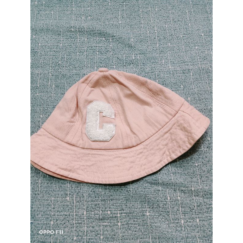 Thanh lí mũ bé gái