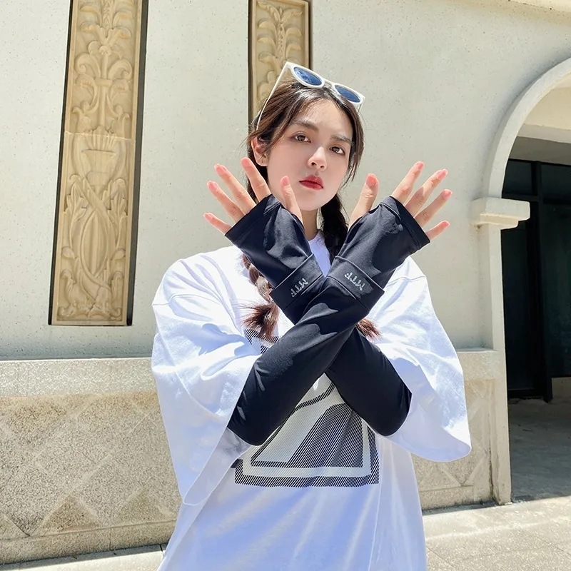 Găng Tay Dài Linh Hoạt Nam Nữ Chống Nắng Phối Chữ