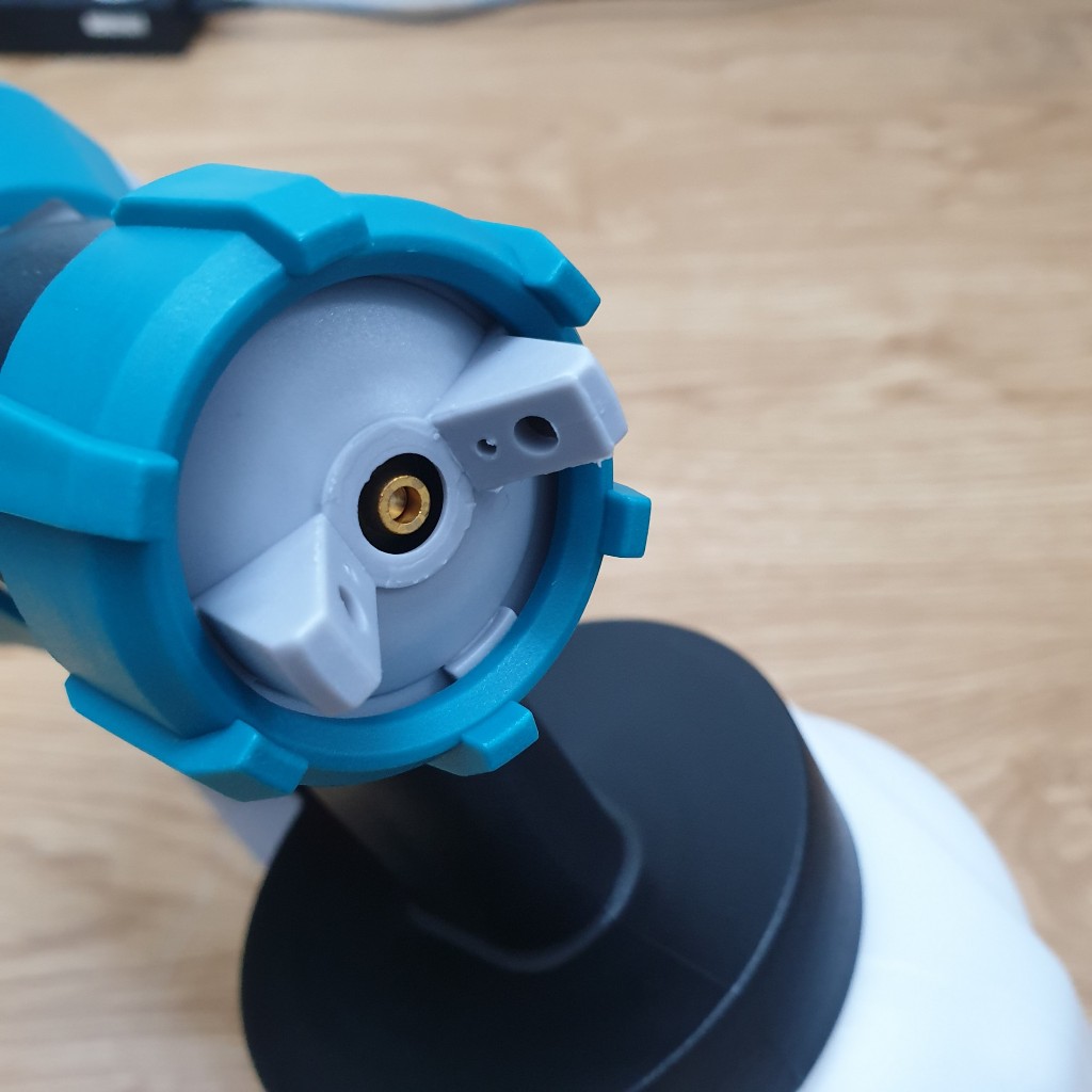 Máy phun sơn dùng điện 450W Total TT3506 , Lưu lượng tối đa 380ml / phút