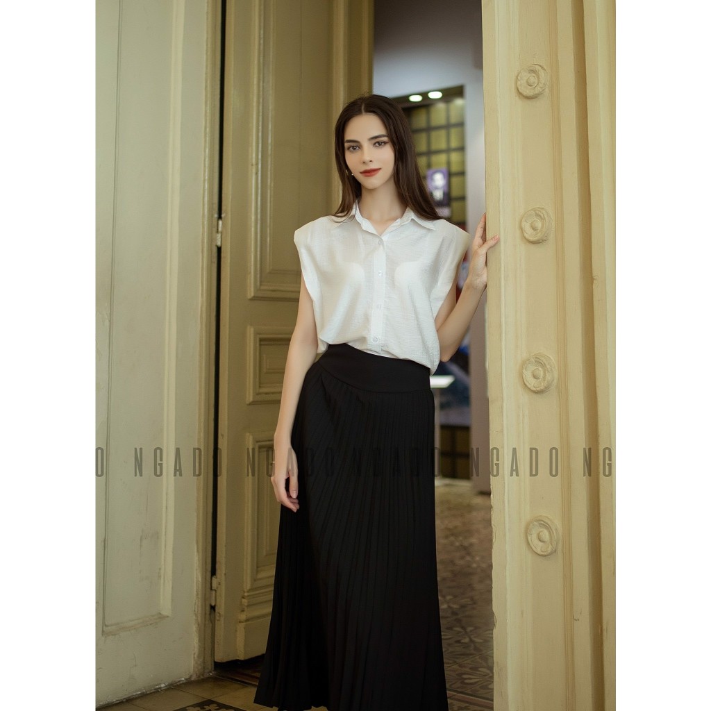 Chân váy dập ly đen NGADO