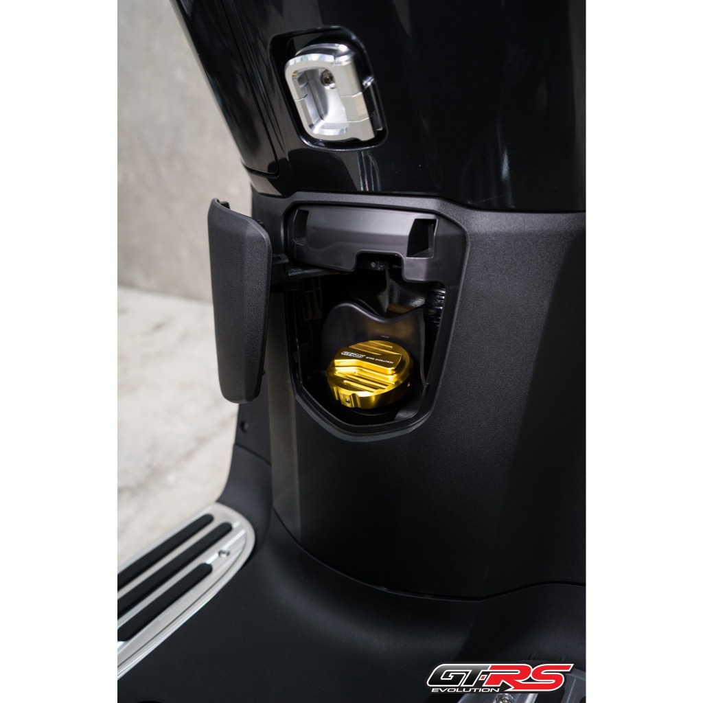 Ốp nắp xăng GTRS ADV150 ADV160 NVX155 PCX150 PCX160 ZOOMER SH150i-300i SH350i