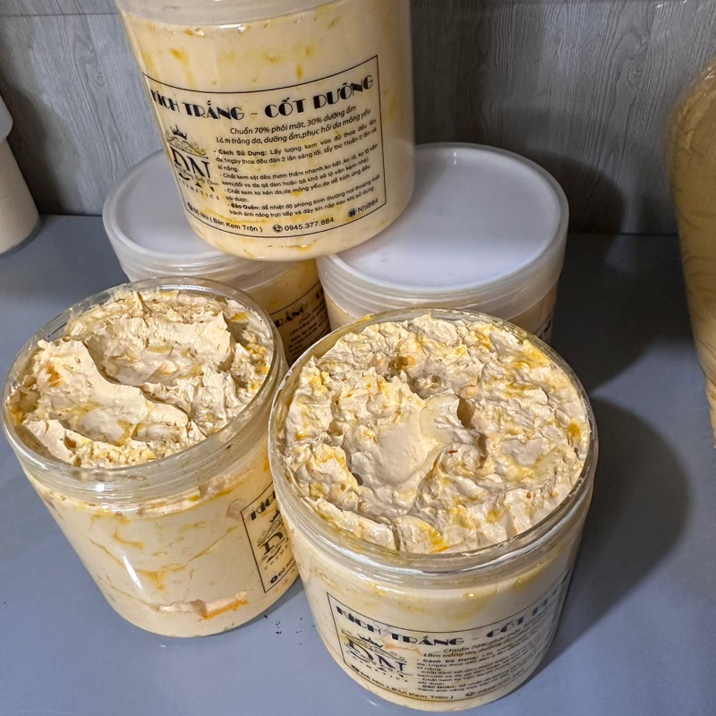 KEM BODY KÍCH TRẮNG VIPHủ 500gr kèm 100gr cám gạo cfe tẩy tbc