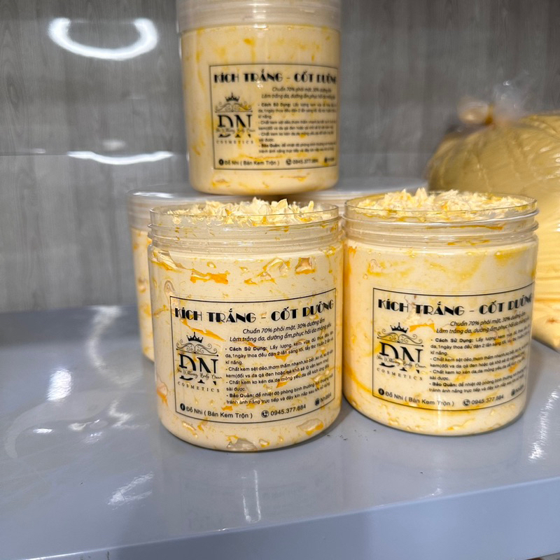 KEM BODY KÍCH TRẮNG VIPHủ 500gr kèm 100gr cám gạo cfe tẩy tbc