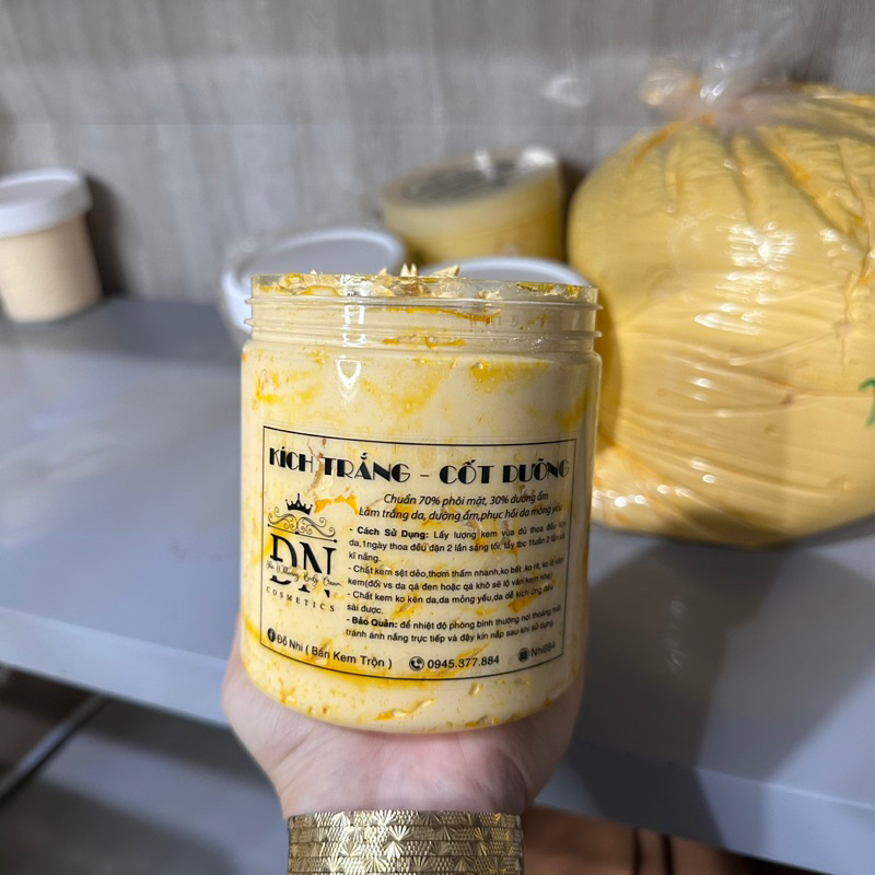 KEM BODY KÍCH TRẮNG VIPHủ 500gr kèm 100gr cám gạo cfe tẩy tbc