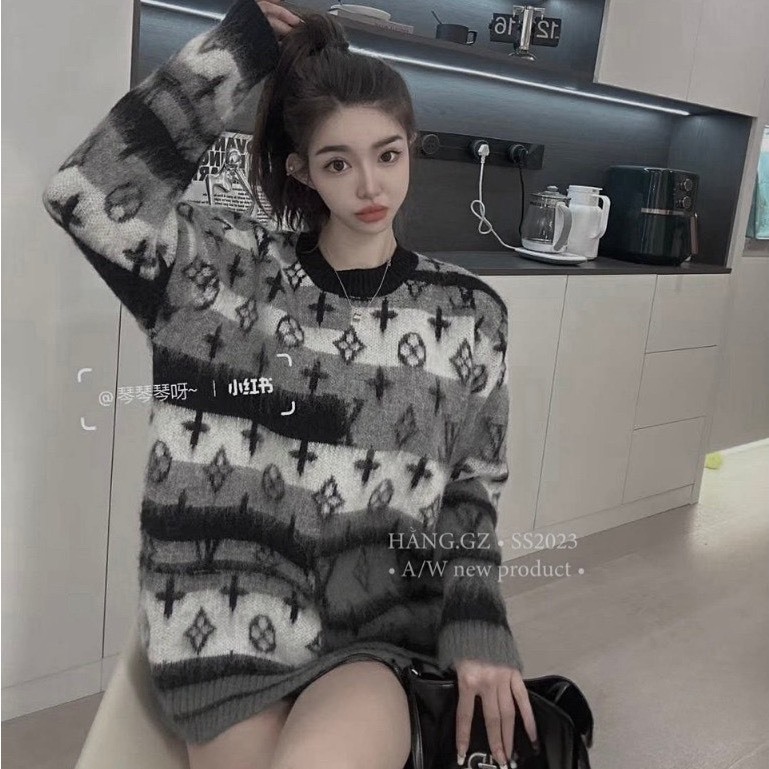 Áo Len, Áo Sweater Lông Lvv Cổ Tròn Form Rộng Unisex Dành Cho Các Đôi