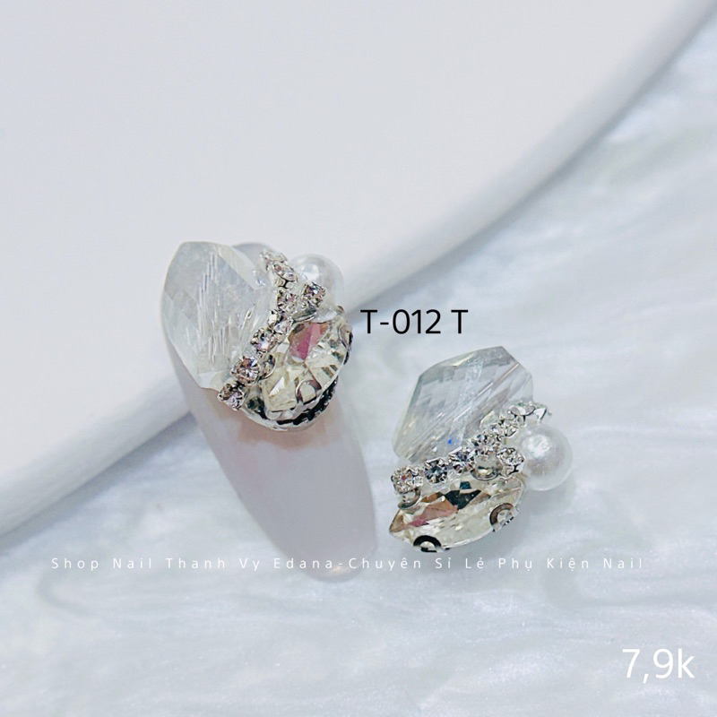 Chamr đá trang trí nail