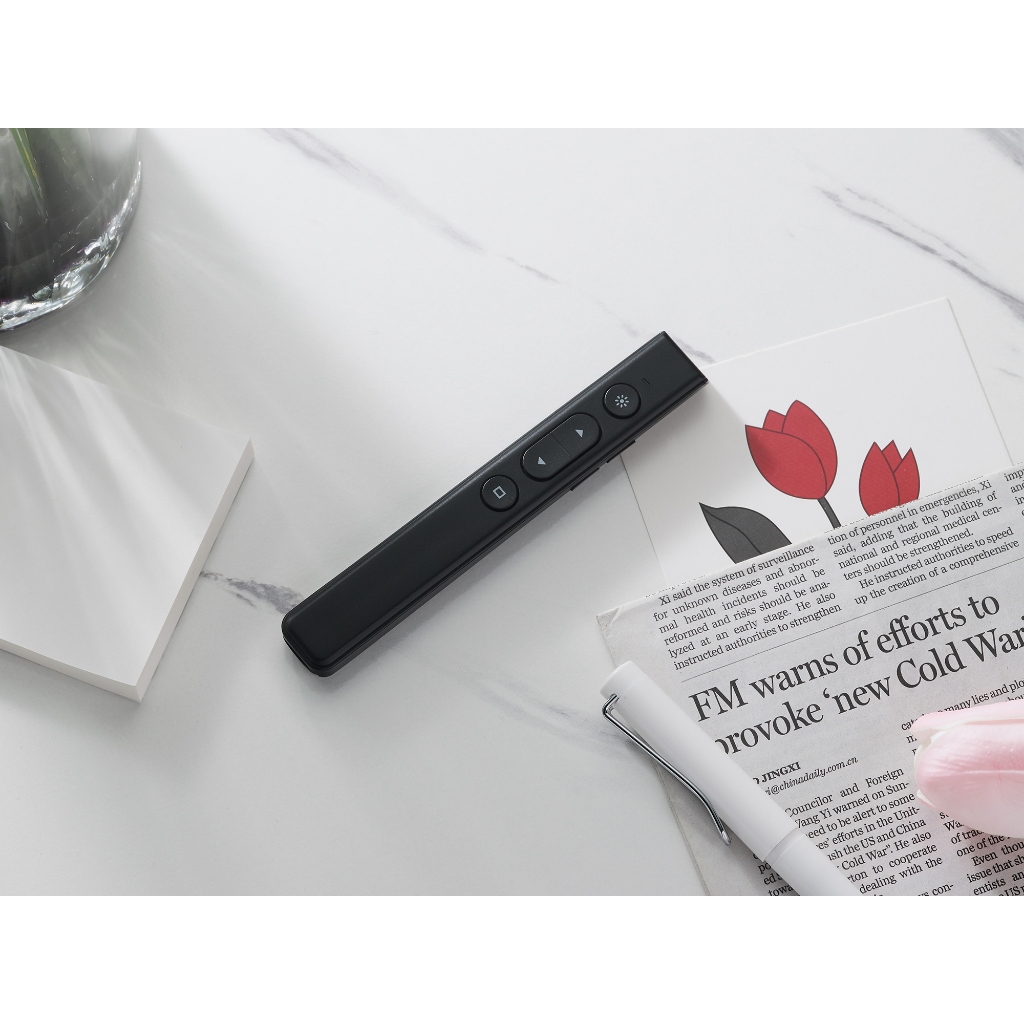 Bút trình chiếu Rapoo XR100 Laser đỏ loại 3R - pin sạc sử dụng 56 giờ