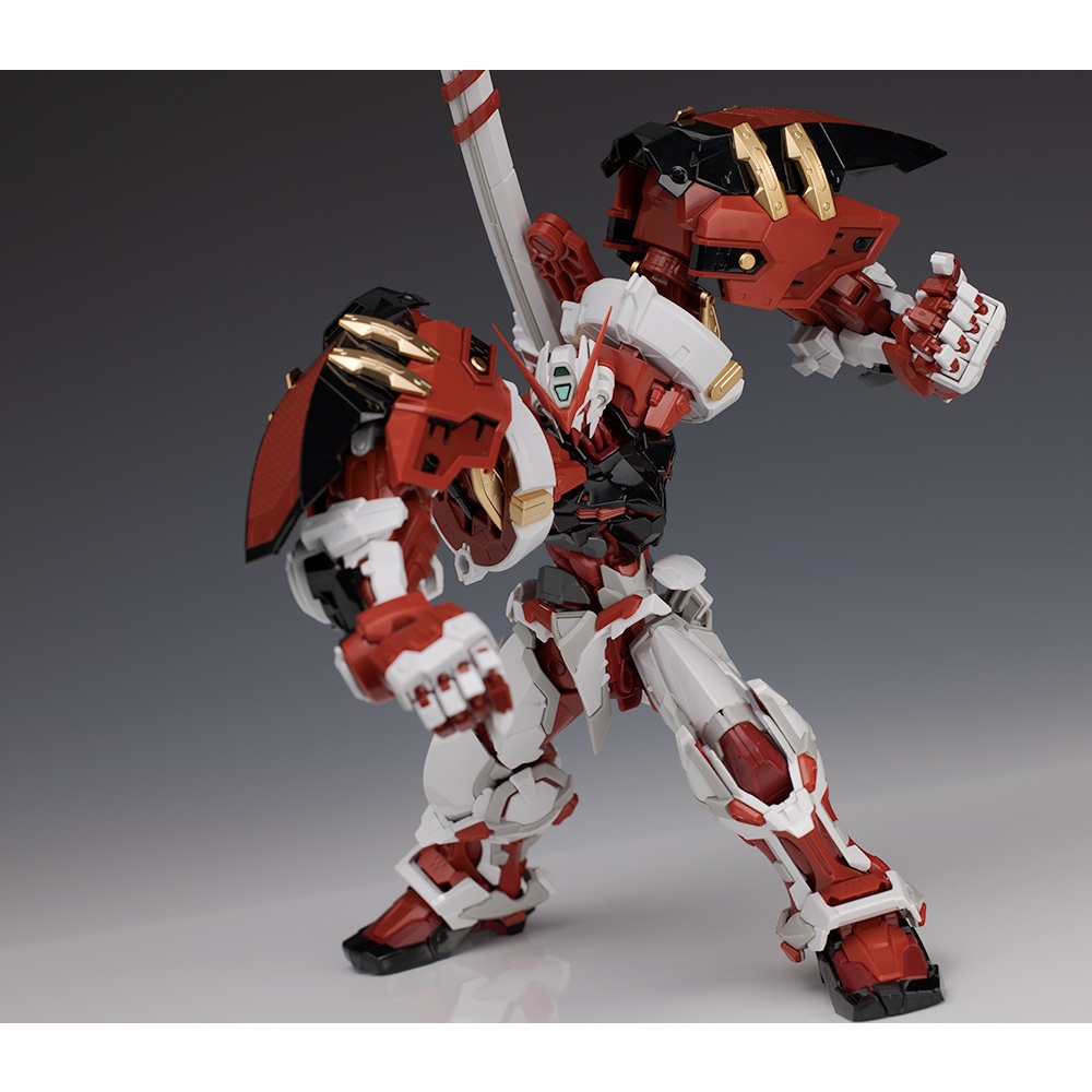 Mô hình lắp ráp Bandai Hirm High Resolution Gundam Astray Red