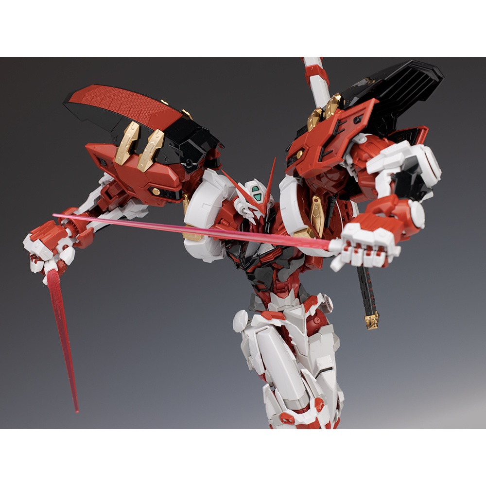 Mô hình lắp ráp Bandai Hirm High Resolution Gundam Astray Red