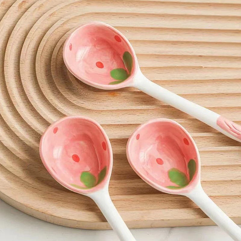 Thìa Sứ Dâu Tây Xinh Xắn Dễ Thương