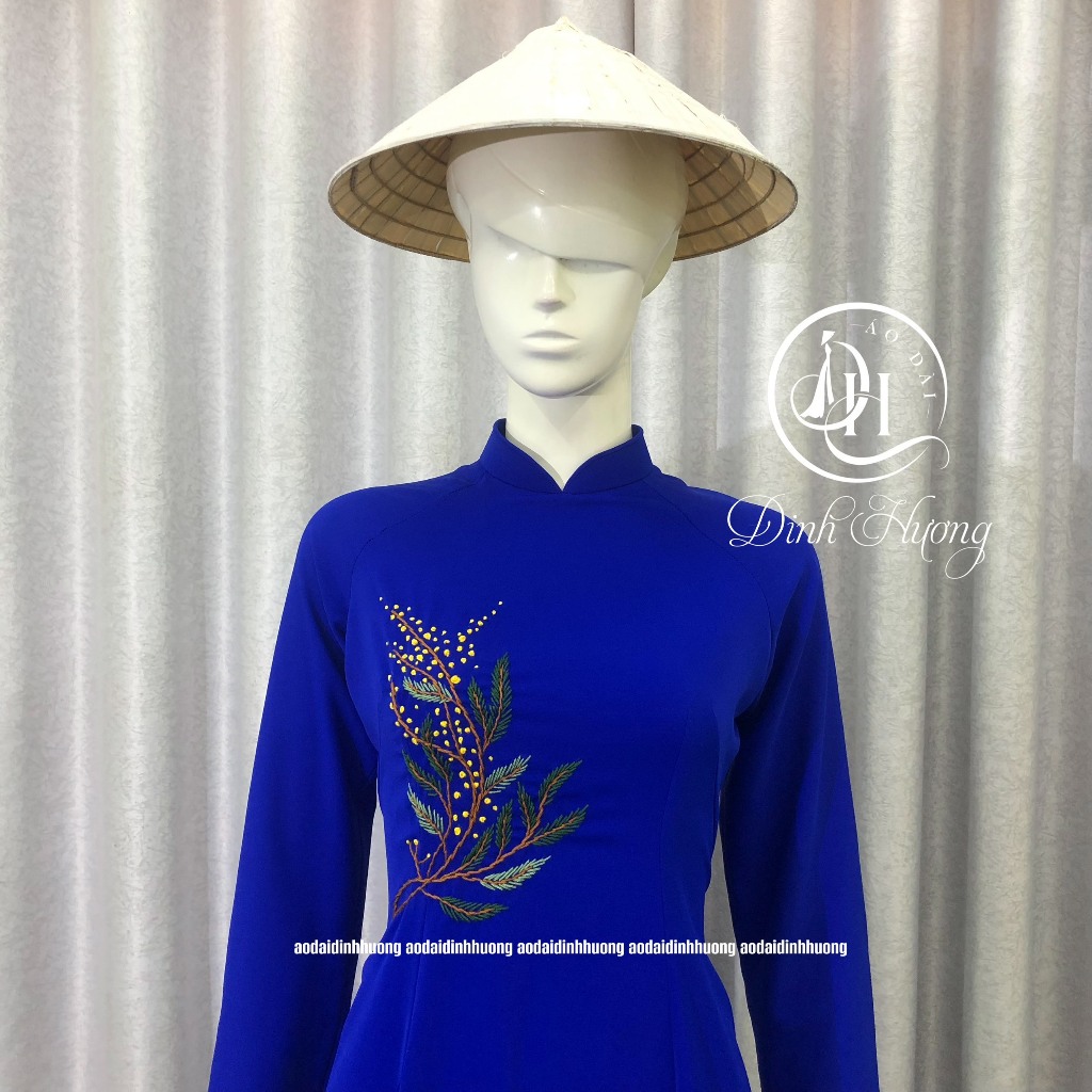 Áo dài thêu tay Đinh Hương lụa mỹ 2 tà xanh cô ban thêu hoa eo