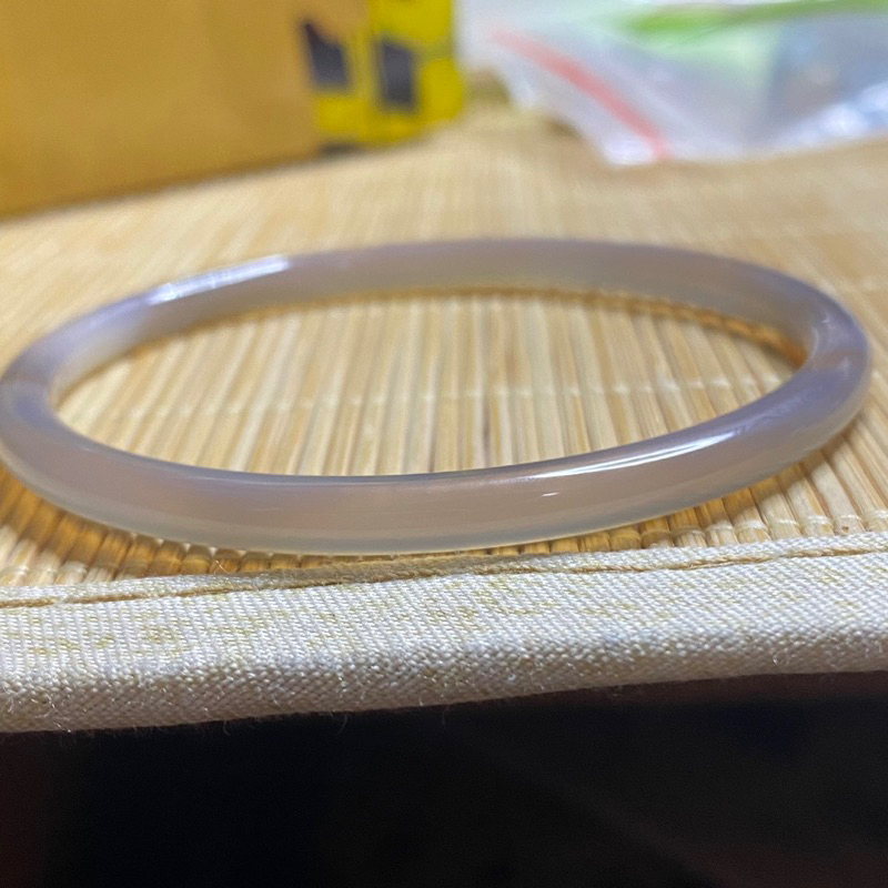 Vòng chaceldony bản mảnh hàng si.