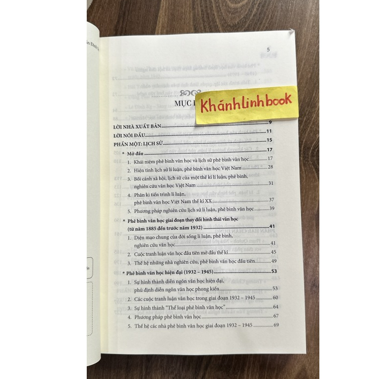 Sách - Phê bình văn học Việt Nam hiện đại - Lịch sử và chân dung