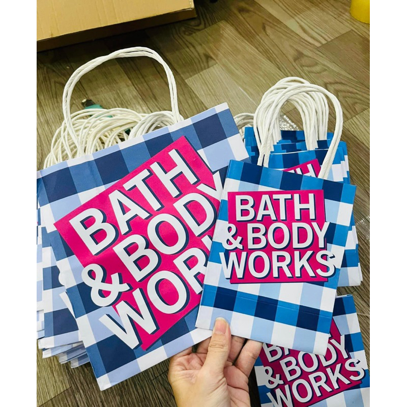 Túi giấy Bath&Body Works