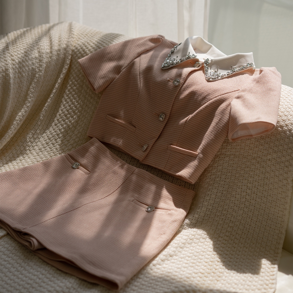 DARLING.ISM - Set áo khoác đính đá và chân váy ngắn Audrey Set vải tweed