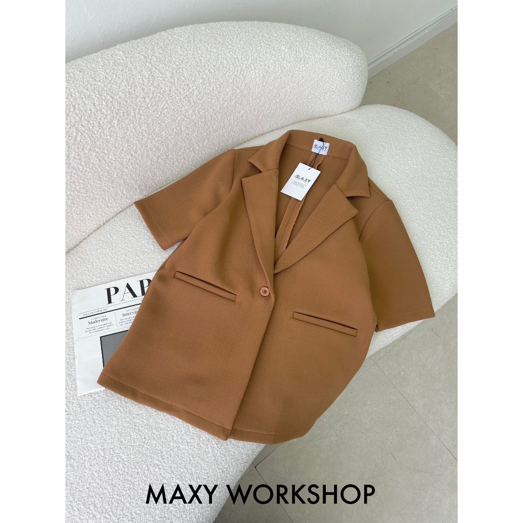 Áo blazer nữ ngắn tay có túi Trendy short blazer Maxy Workshop
