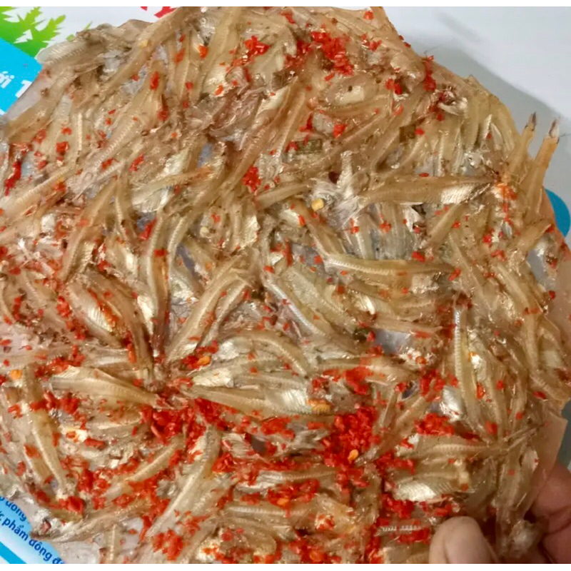 Bánh tráng cá cơm