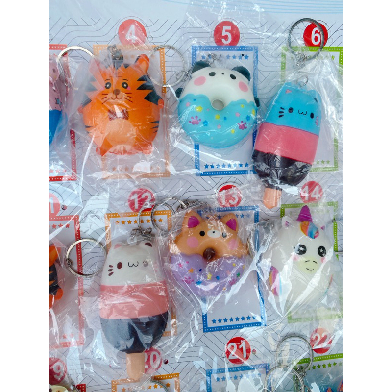 Sỉ vỉ rút thăm trúng thưởng móc khoá 48 con các cỡ 200 tem