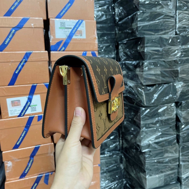 Túi Xách Nữ  DauPHIN Size 21,25 cmBản Vip2  Box Nam Châm Nguyên Siu Đeo Chéo Đeo Kẹp Nách Sang Chảnh M