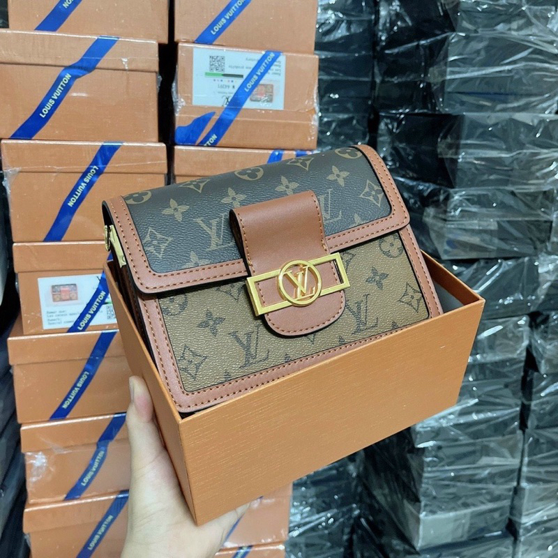 Túi Xách Nữ  DauPHIN Size 21,25 cmBản Vip2  Box Nam Châm Nguyên Siu Đeo Chéo Đeo Kẹp Nách Sang Chảnh M