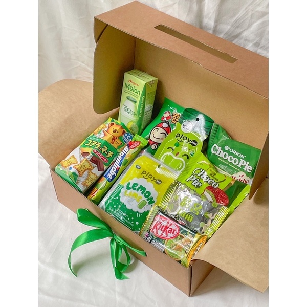 Hộp carton nắp gài, hộp nắp cài đóng hàng.