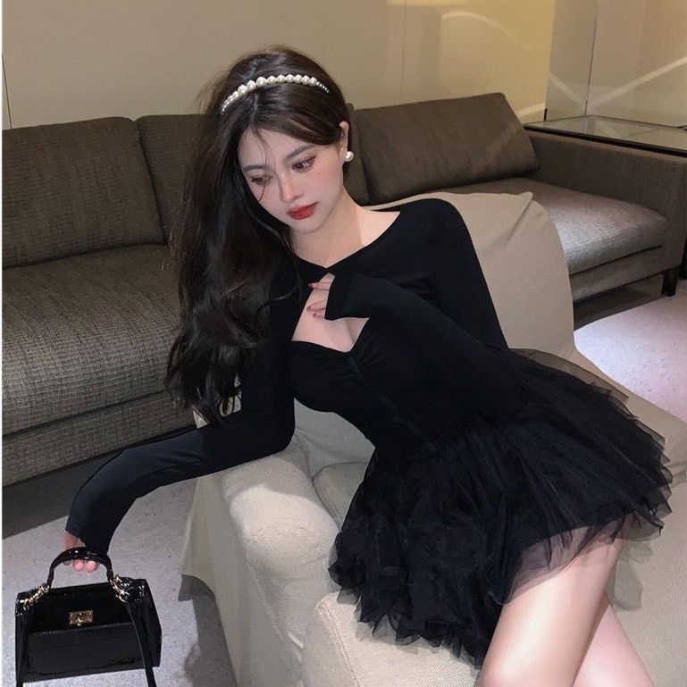 Váy đầm công chúa đen dáng xoè dài tay khoét ngực phối lưới hàng QC cao cấp  SP08