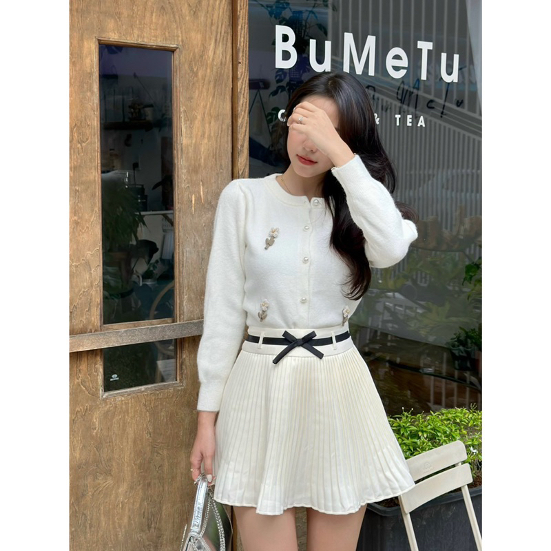 Áo Cardigan - 5877 - Đính Cành Hoa - Nút Ngọc Tròn
