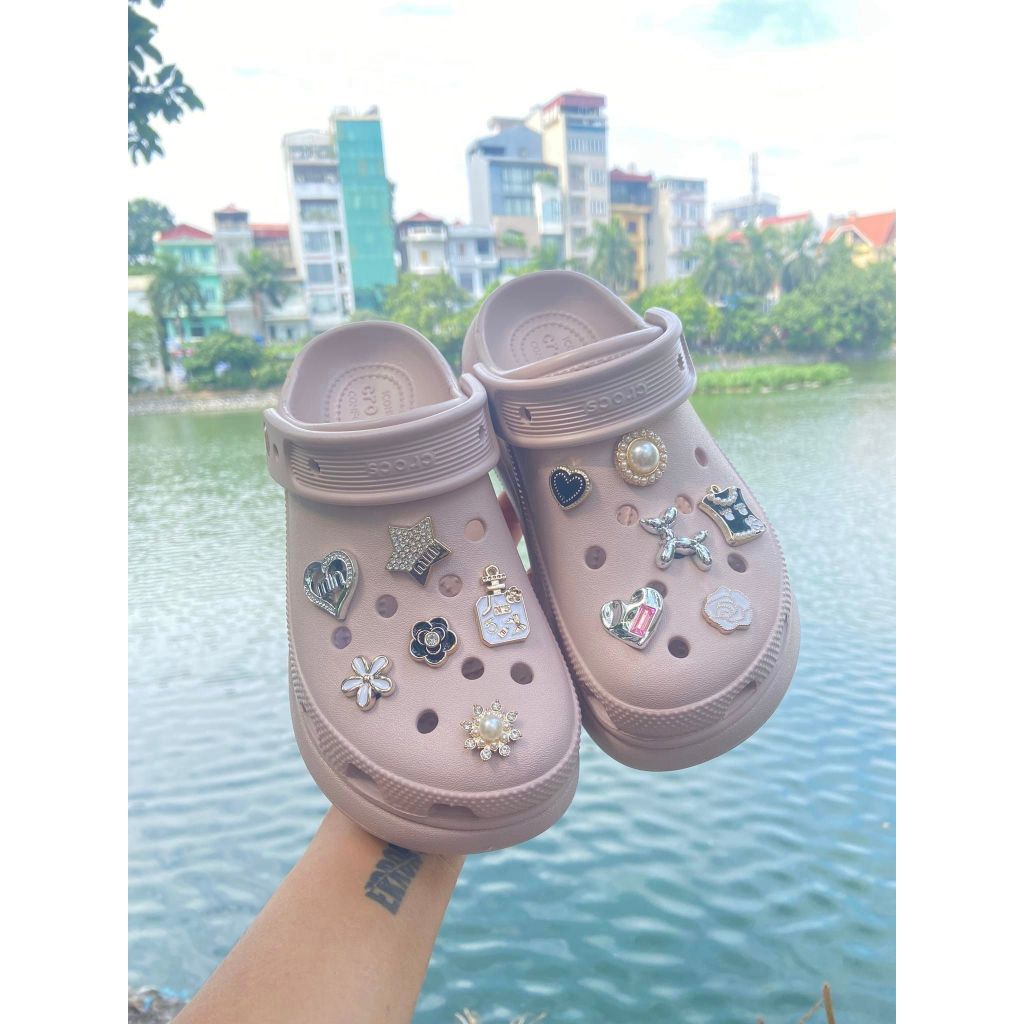 Cross Người Lớn Bánh Mỳ Đế Cao Đúc Nguyên Khối Màu Nhũ Hồng - Tặng 10 jibits