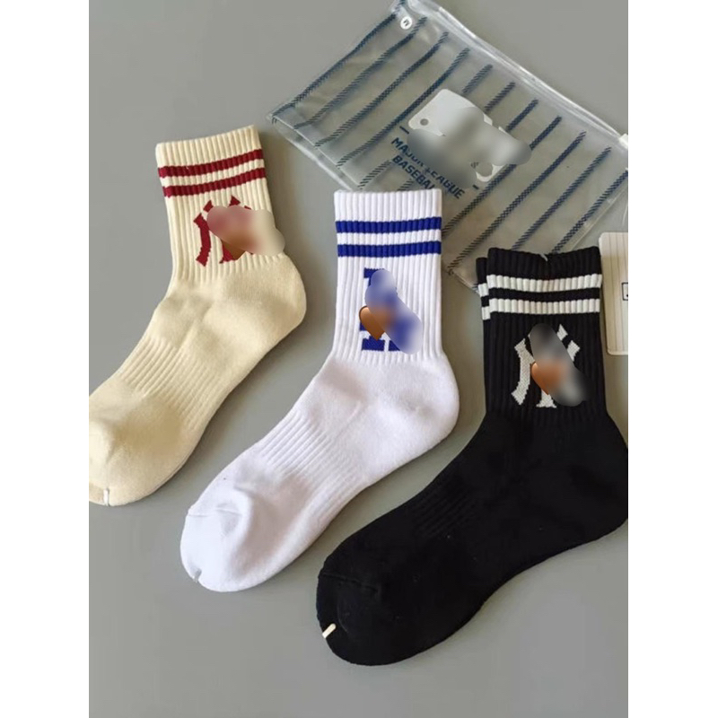 SET 3 ĐÔI TẤT HÃNG SIÊU HOT